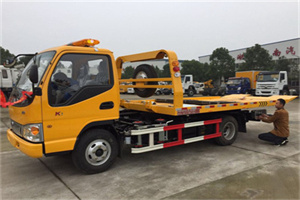 江安哪里有拖车服务